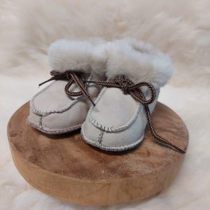 Babyslofje lamsvel ecru