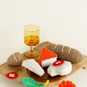 Haakpatroon - stokbrood met Franse kaasjes