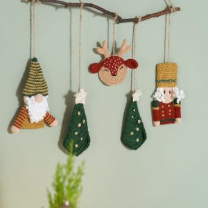 Haakpatroon- Raamhanger